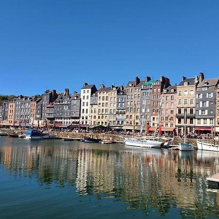 Les Pommiers Bed and Breakfast Honfleur Eksteriør billede