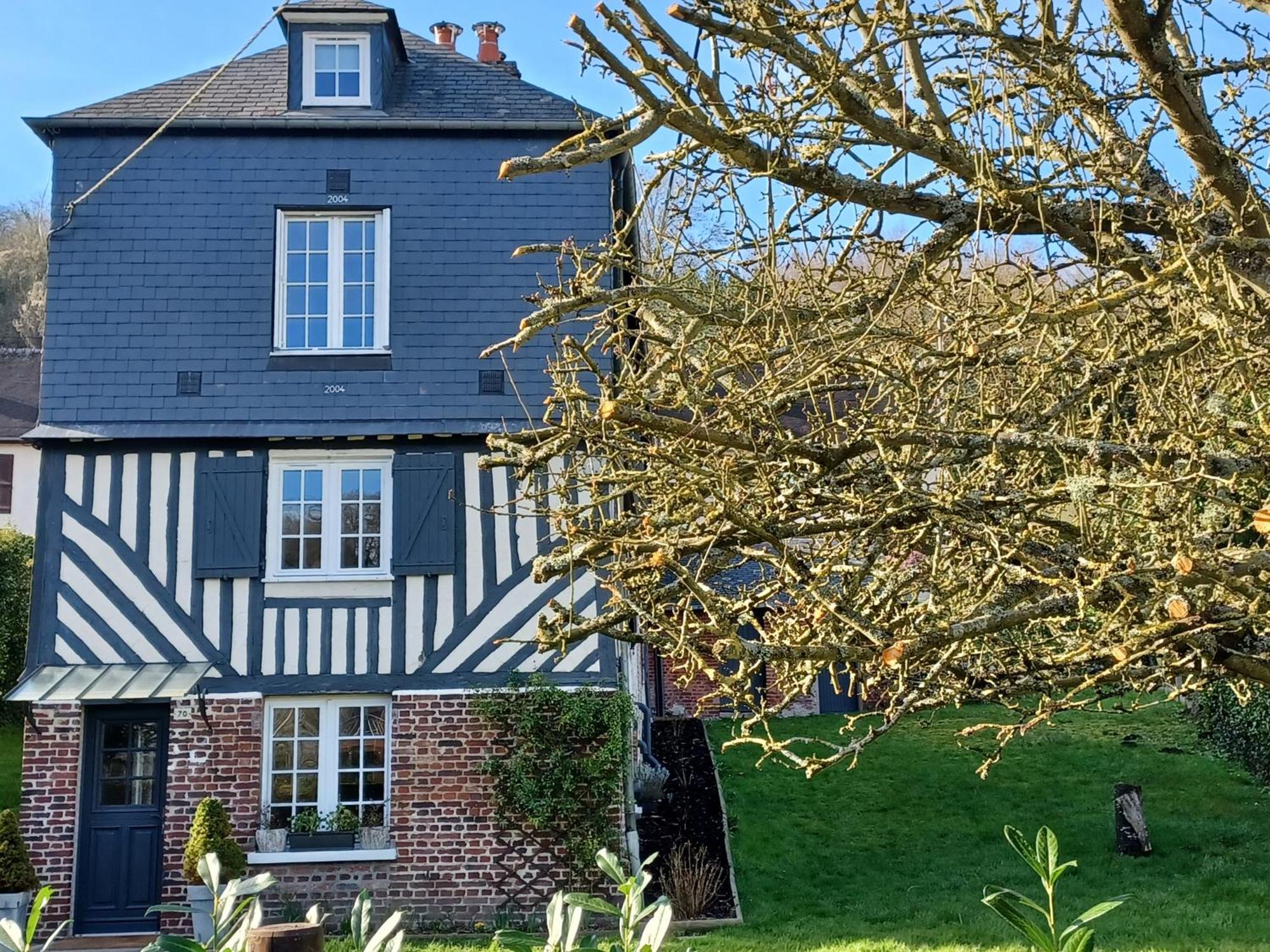 Les Pommiers Bed and Breakfast Honfleur Eksteriør billede